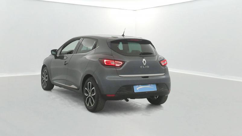 Vente en ligne Renault Clio 4 Clio TCe 90 E6C au prix de 12 590 €