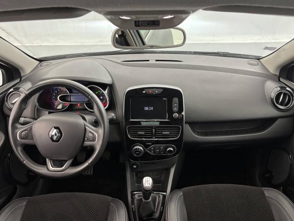 Vente en ligne Renault Clio 4 Clio TCe 90 E6C au prix de 12 590 €