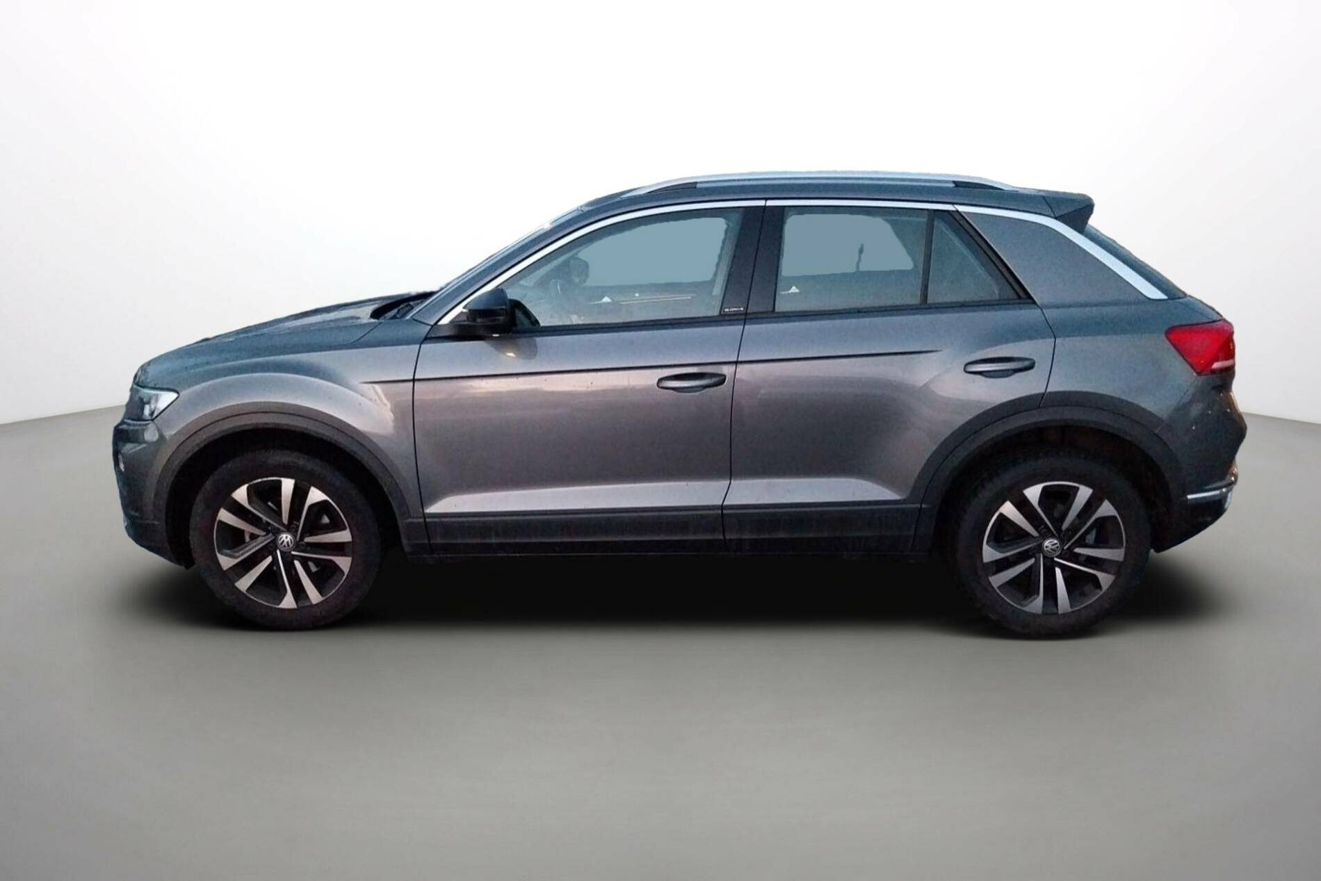 Vente en ligne Volkswagen T-Roc  1.0 TSI 115 Start/Stop BVM6 au prix de 18 590 €