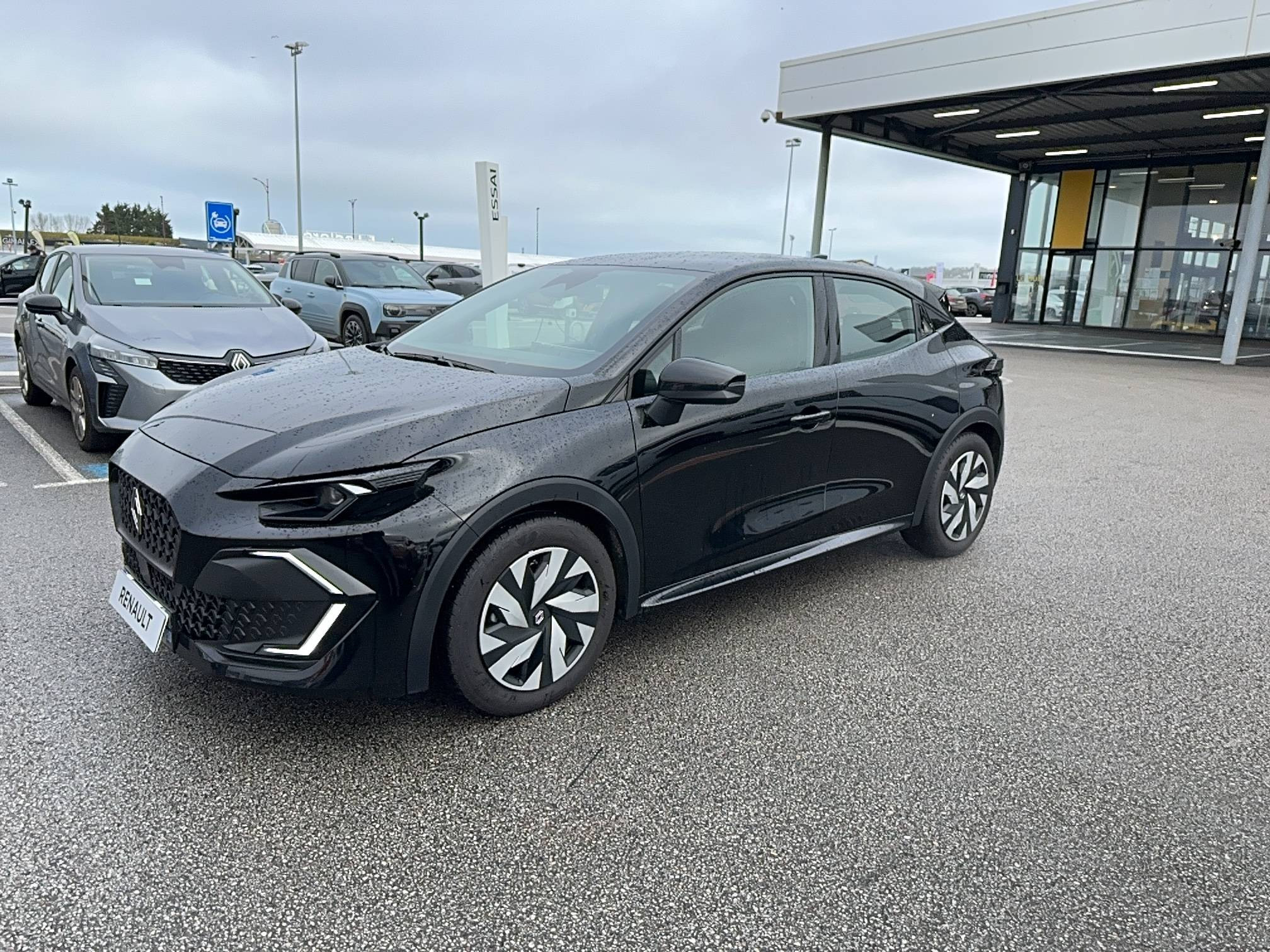 Renault Clio 6 Clio E-Tech full hybrid 160 ch occasion de 2025 en vente à Cherbourg