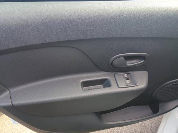 Vente en ligne Dacia Sandero  SCe 75 au prix de 8 990 €
