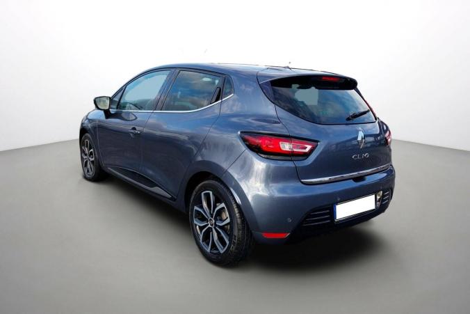 Vente en ligne Renault Clio 4 Clio dCi 90 E6C au prix de 12 490 €