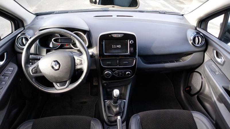 Vente en ligne Renault Clio 4 Clio dCi 90 E6C au prix de 12 490 €