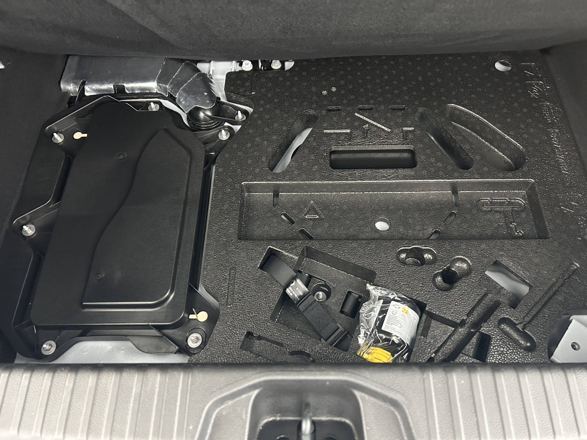 Vente en ligne Renault Clio 5 Clio E-Tech 140 - 21N au prix de 15 790 €