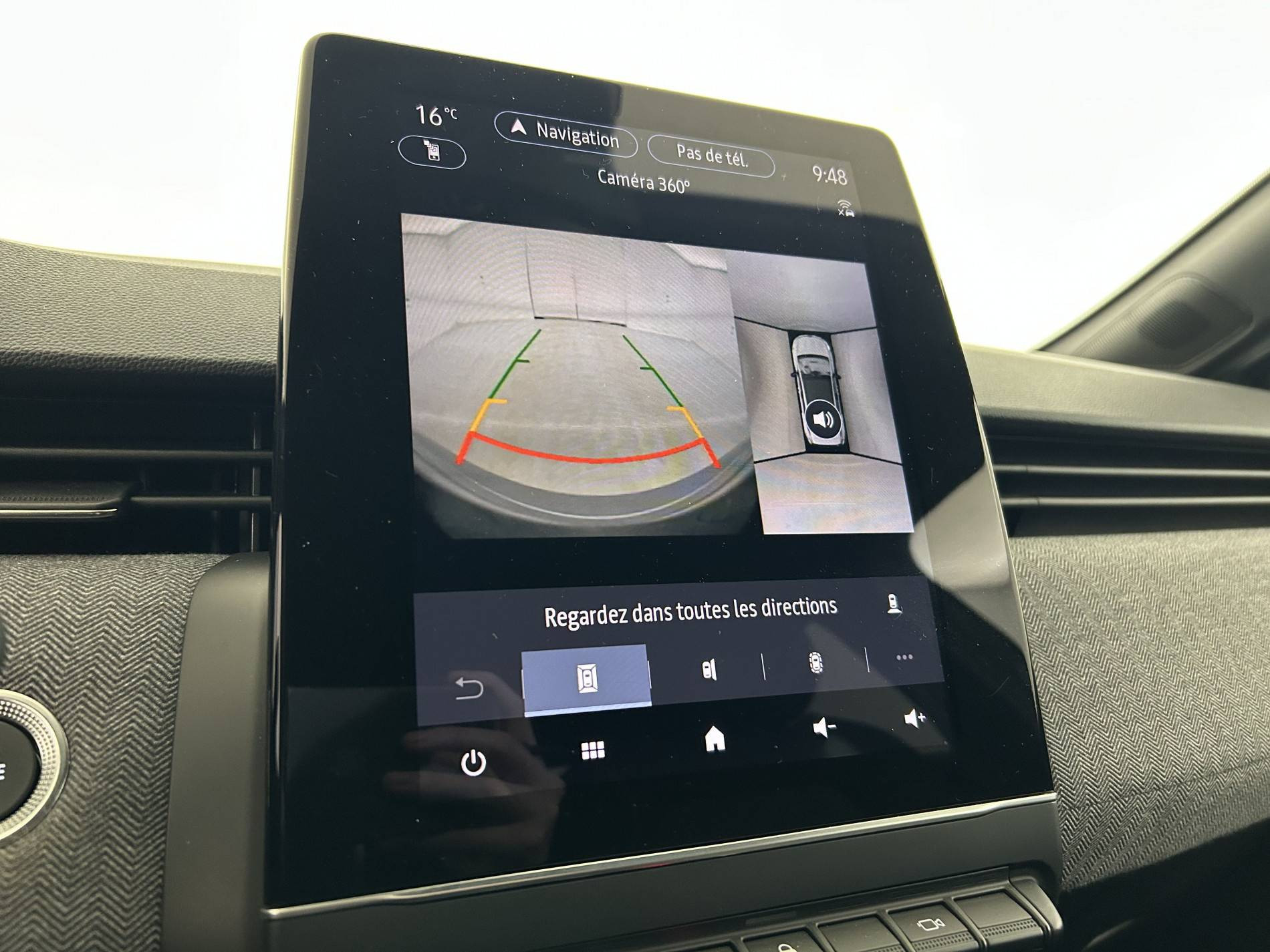 Vente en ligne Renault Clio 5 Clio E-Tech full hybrid 145 au prix de 19 690 €