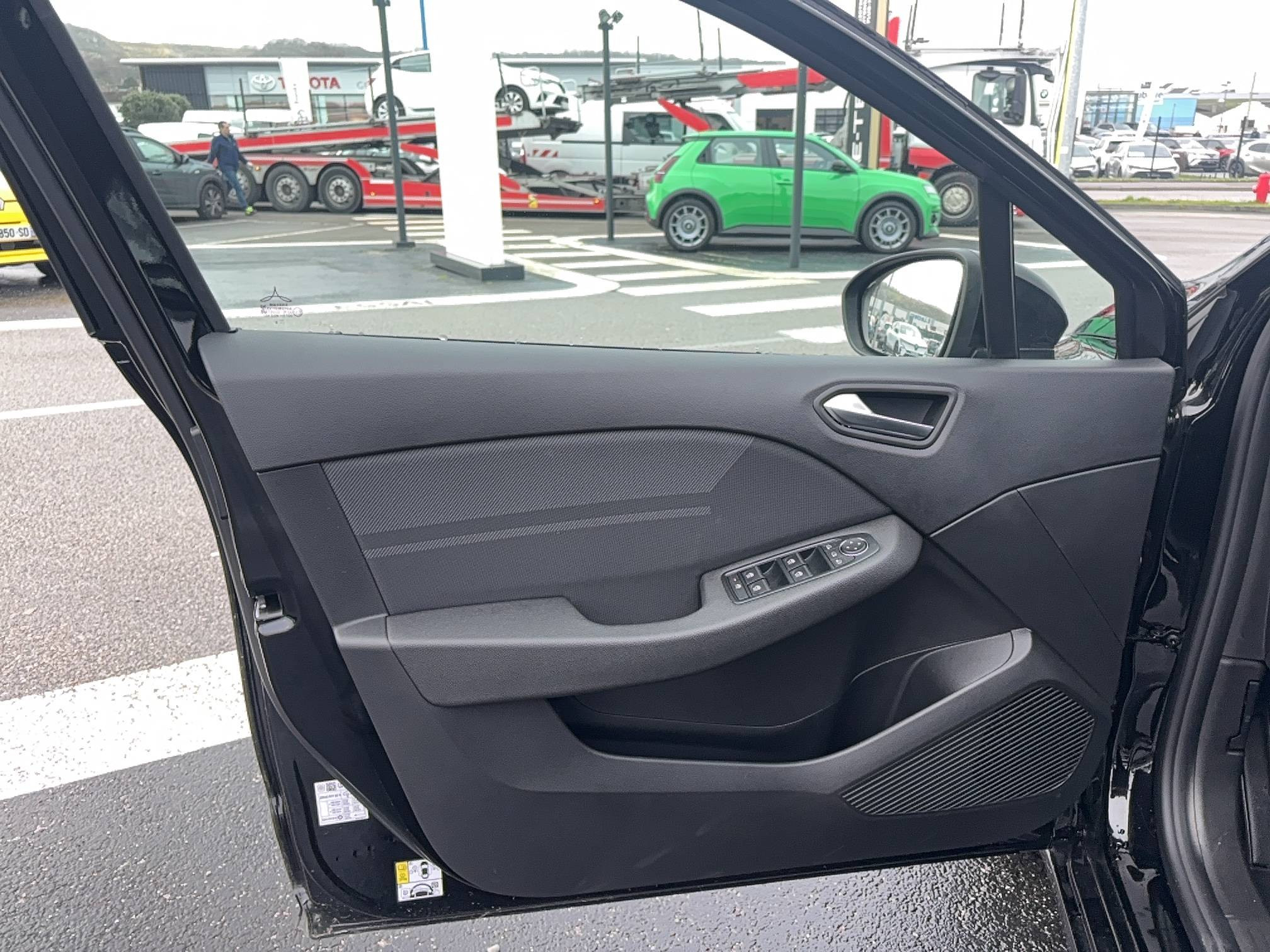 Vente en ligne Renault Clio 5 Clio E-Tech full hybrid 145 ch GSR2 au prix de 19 590 €