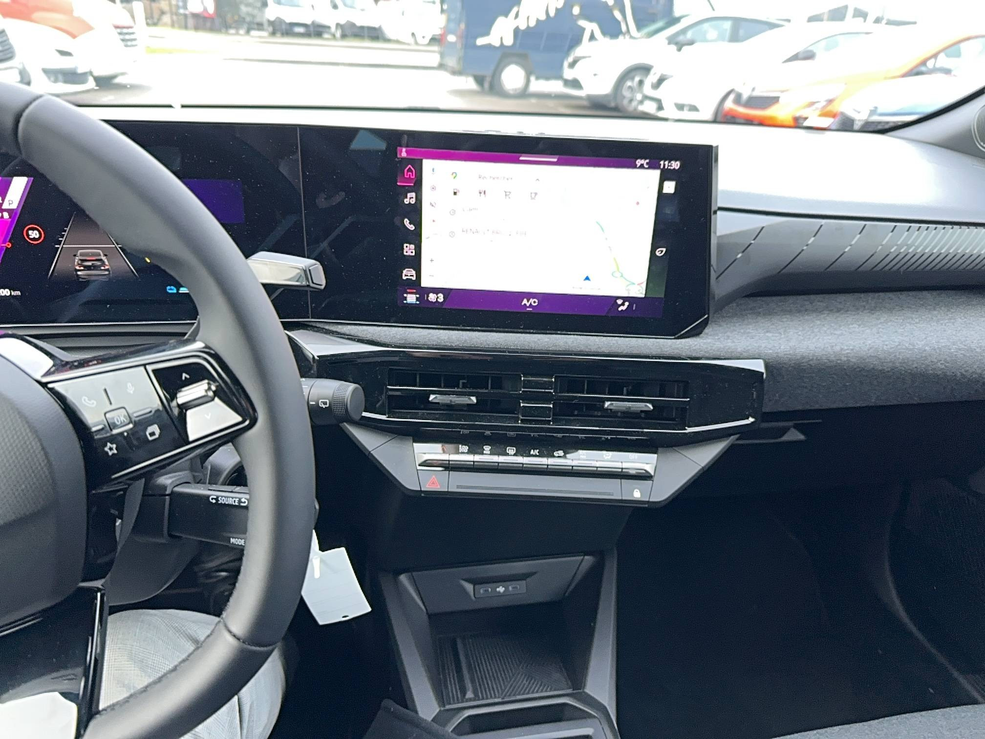 Vente en ligne Renault Clio 6 Clio E-Tech full hybrid 160 ch au prix de 24 600 €