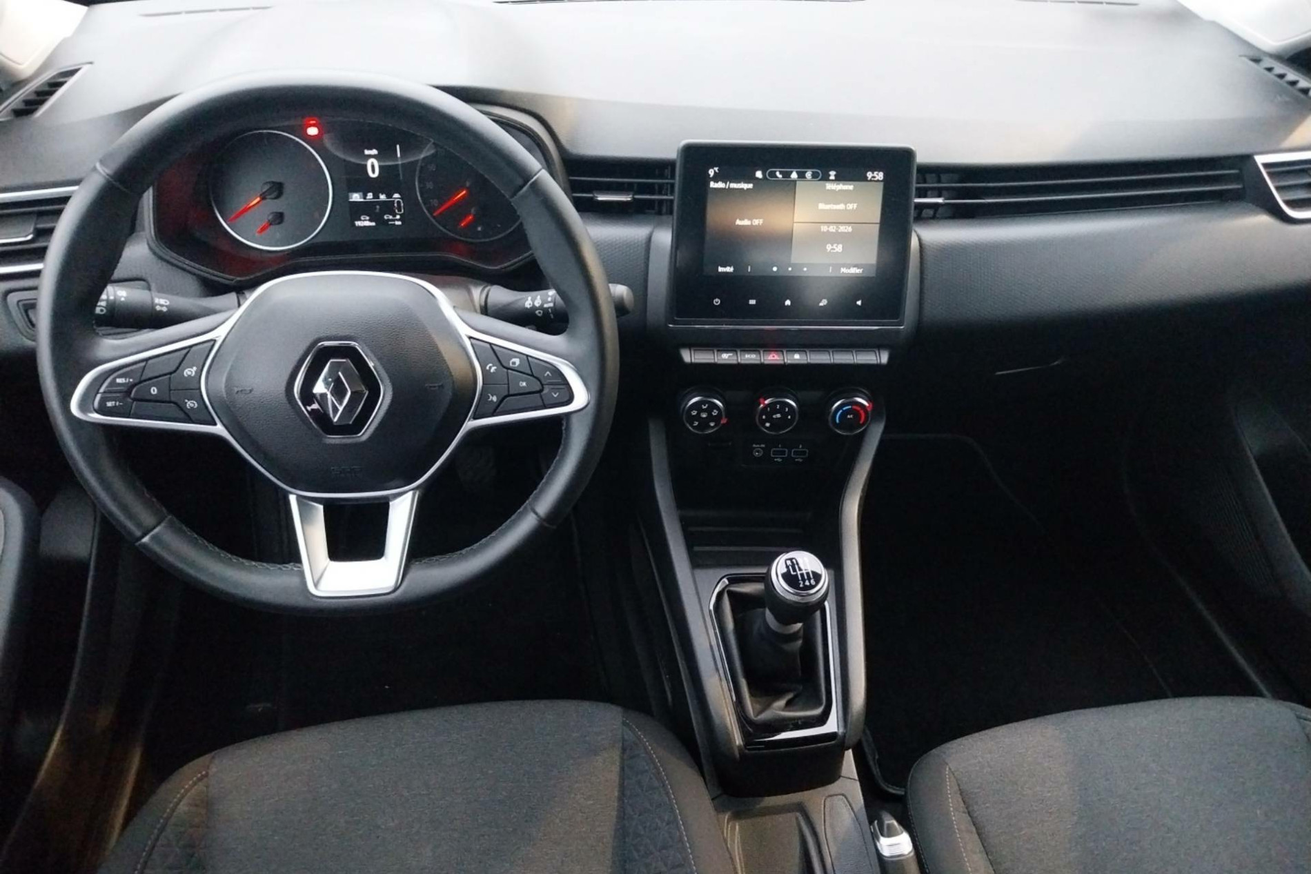 Vente en ligne Renault Clio 5 Clio TCe 90 au prix de 14 490 €