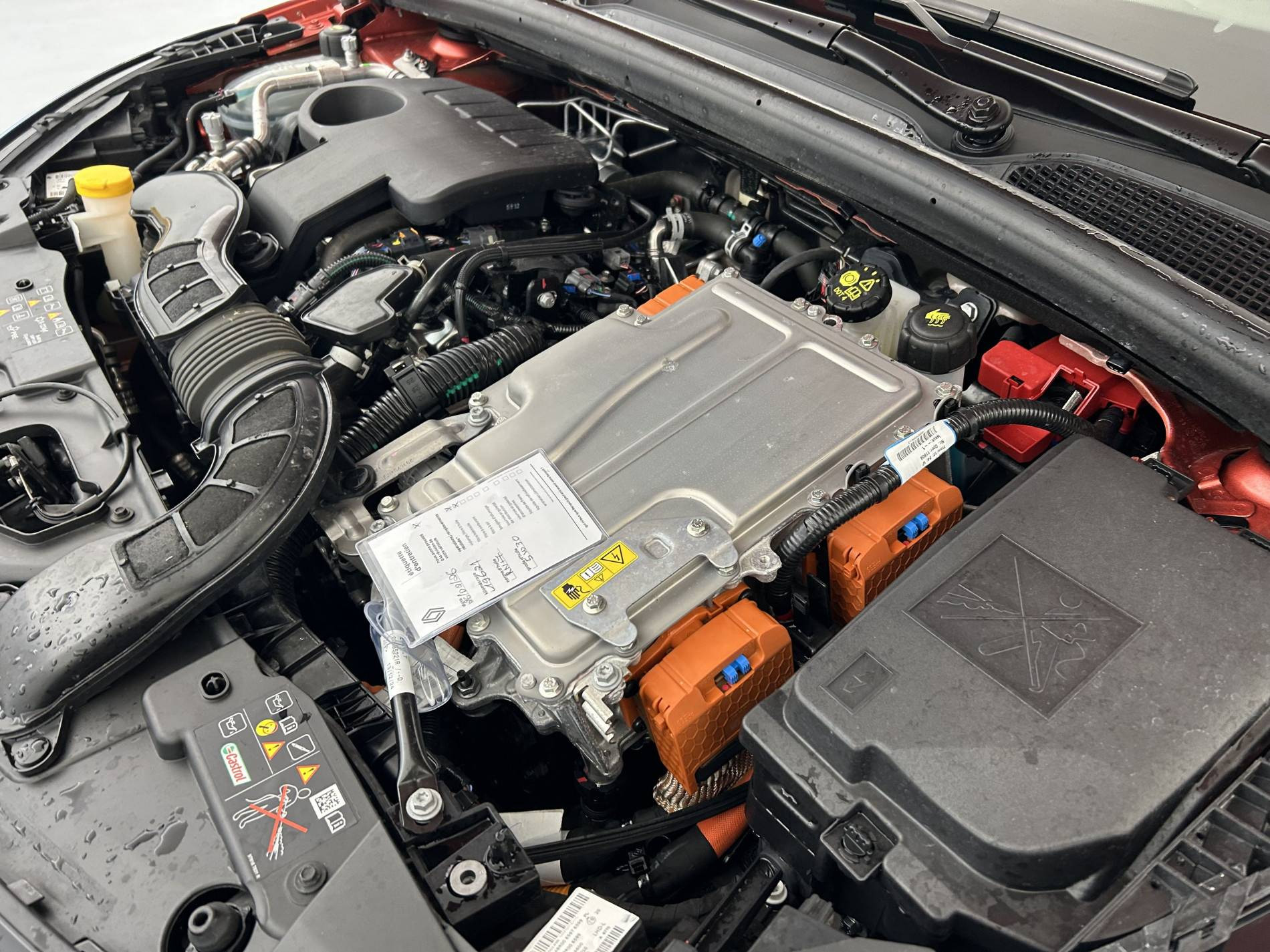 Vente en ligne Renault Clio 5 Clio E-Tech full hybrid 145 ch GSR2 au prix de 19 590 €