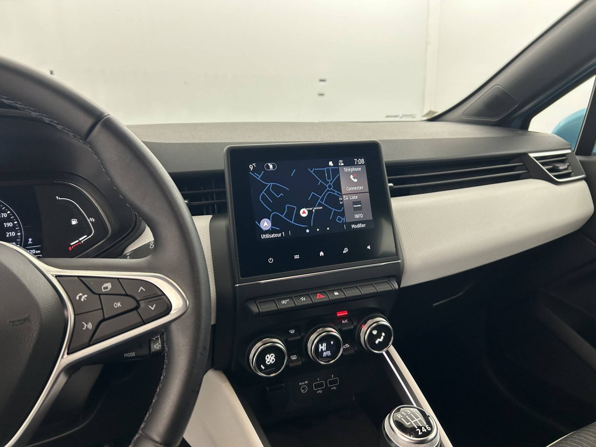 Vente en ligne Renault Clio 5 Clio TCe 90 - 21N au prix de 14 990 €