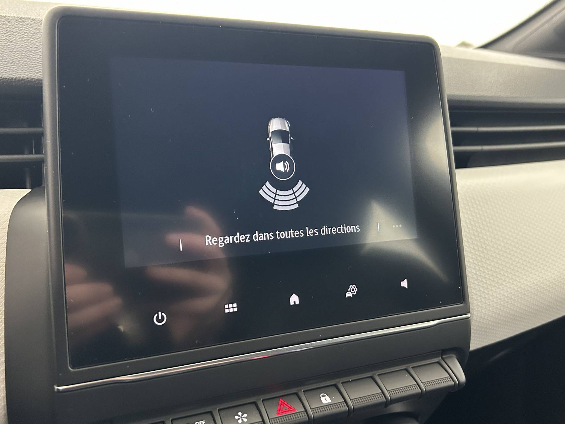 Vente en ligne Renault Clio 5 Clio TCe 90 - 21N au prix de 14 990 €