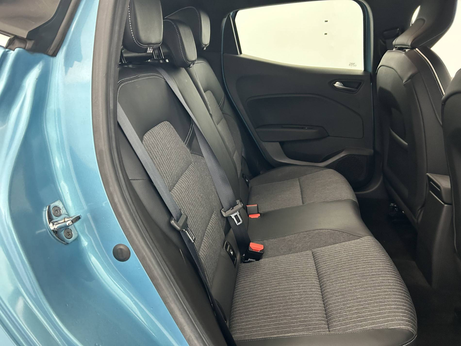 Vente en ligne Renault Clio 5 Clio TCe 90 - 21N au prix de 14 990 €