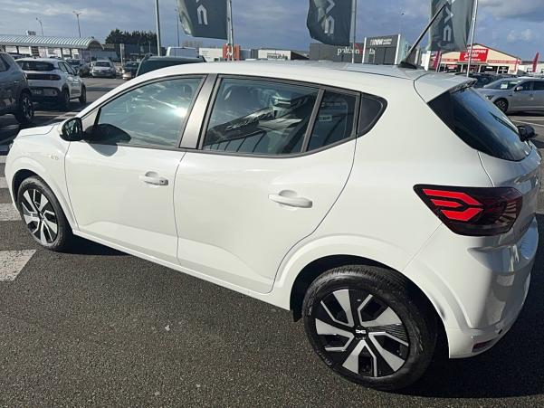 Vente en ligne Dacia Sandero  SCe 65 GSR2 au prix de 13 900 €