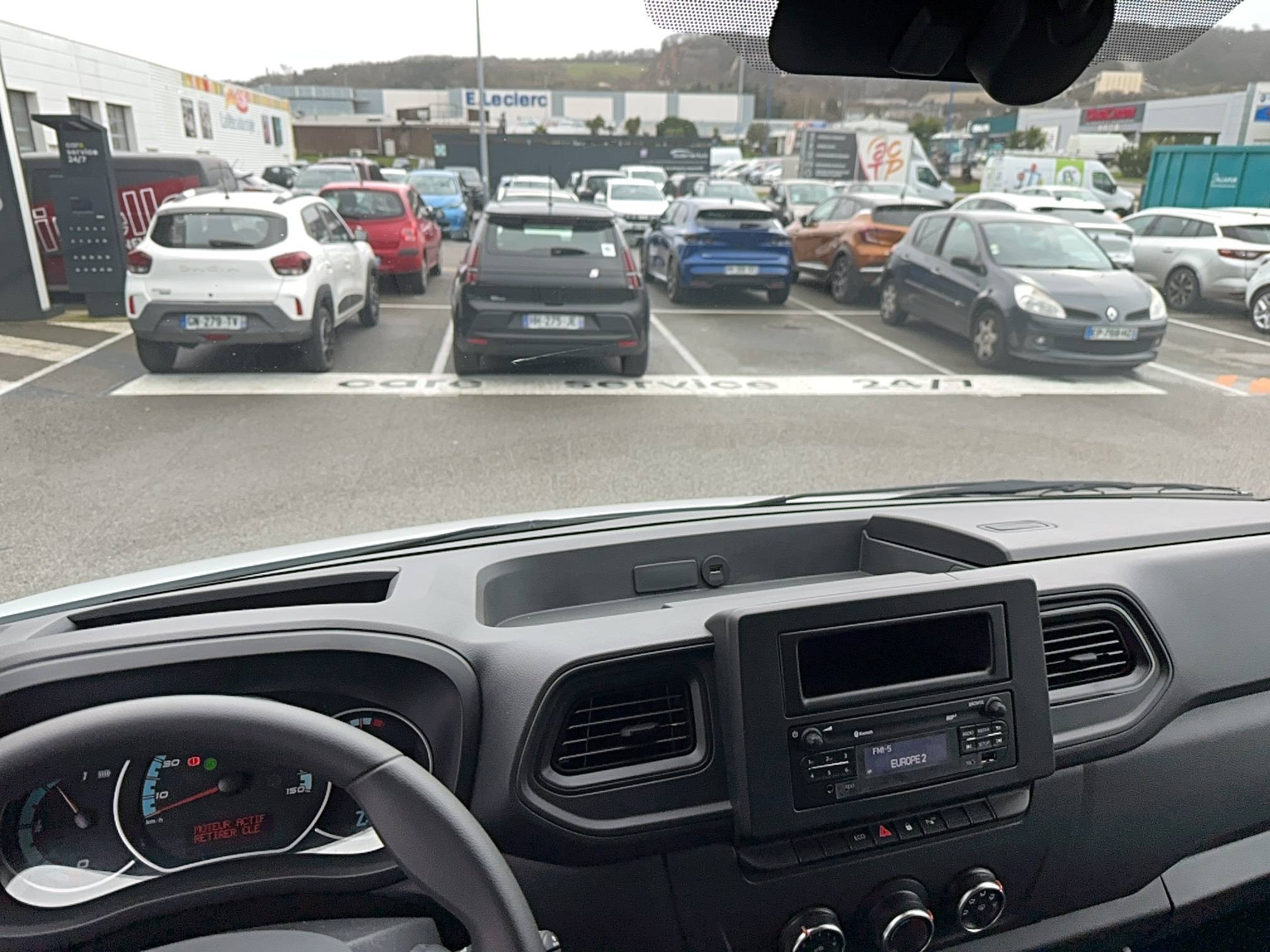 Vente en ligne Renault Master E-Tech MASTER ELECTRIQUE FGN L2H2 F3500 EV52 au prix de 26 900 €