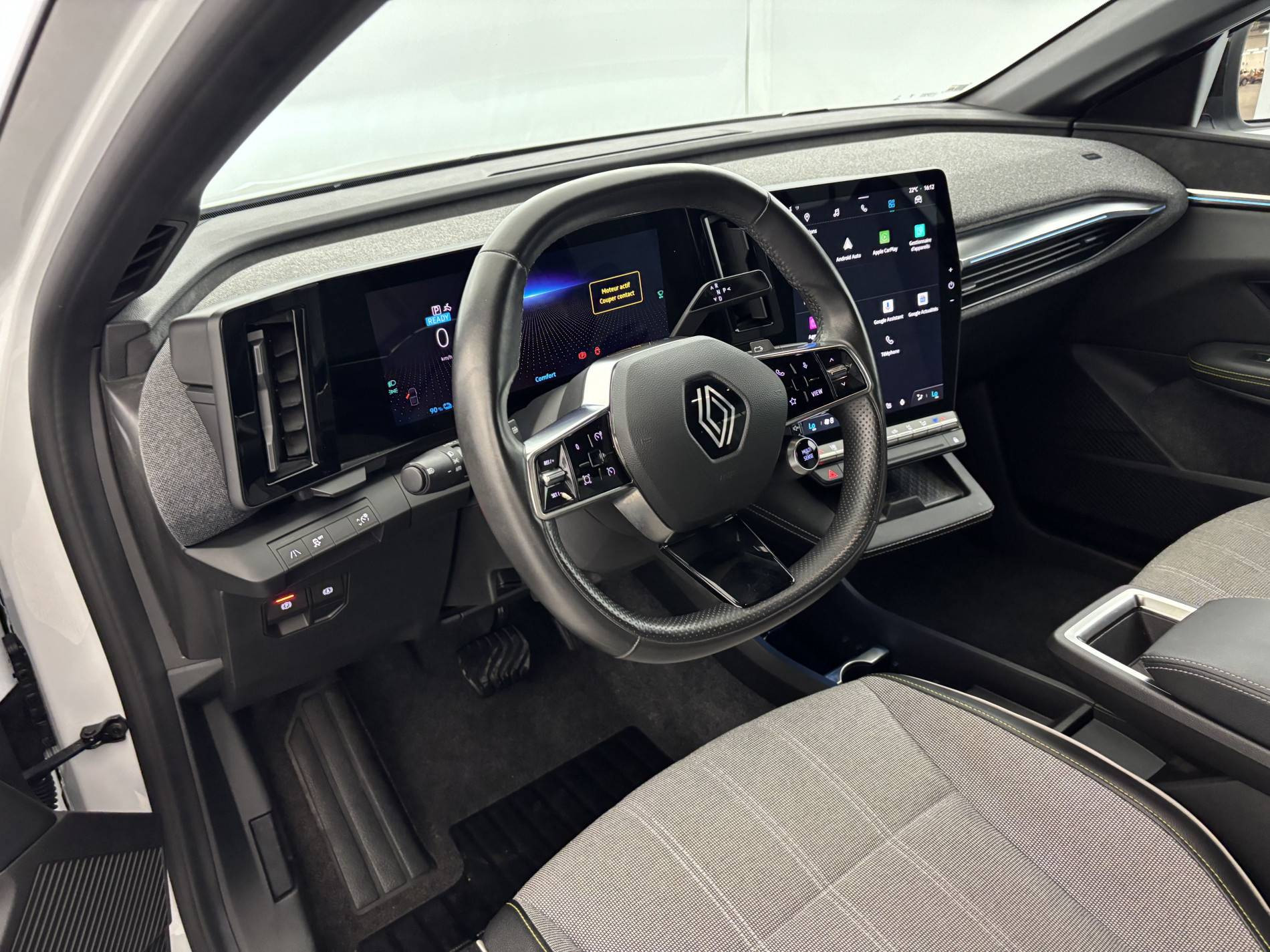 Vente en ligne Renault Megane E-Tech  EV60 220 ch super charge au prix de 23 490 €