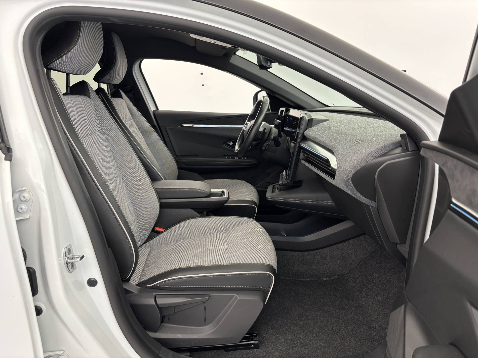 Vente en ligne Renault Megane E-Tech  EV60 220 ch super charge au prix de 23 490 €