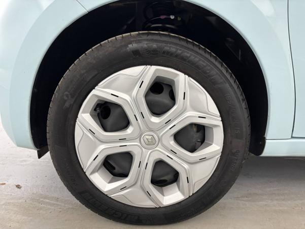 Vente en ligne Renault Twingo Electrique Twingo III E-Tech au prix de 12 990 €