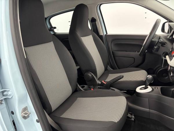 Vente en ligne Renault Twingo Electrique Twingo III E-Tech au prix de 12 990 €