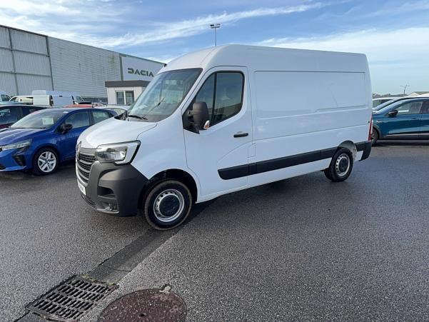 Vente en ligne Renault Master 3 Fourgon MASTER FGN TRAC F3300 L2H2 BLUE DCI 135 au prix de 27 990 €