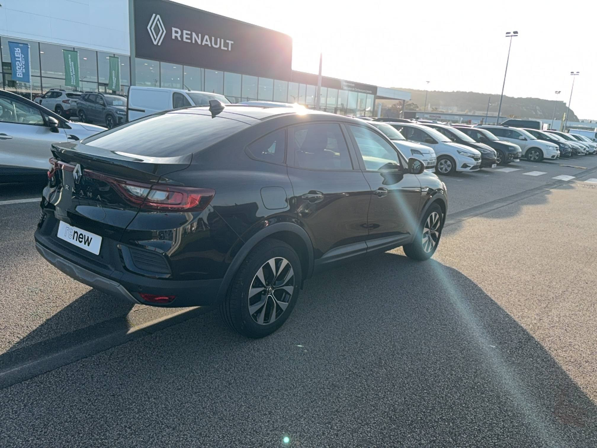 Vente en ligne Renault Arkana  E-Tech hybride 145 - 22 au prix de 21 190 €