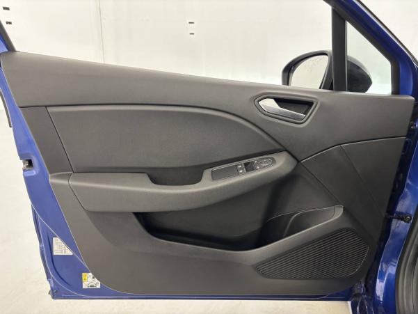 Vente en ligne Renault Clio 5 Clio Blue dCi 100 au prix de 16 490 €