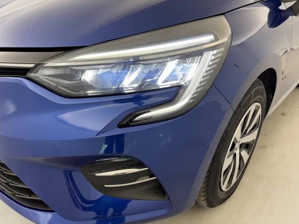 Vente en ligne Renault Clio 5 Clio Blue dCi 100 au prix de 16 490 €