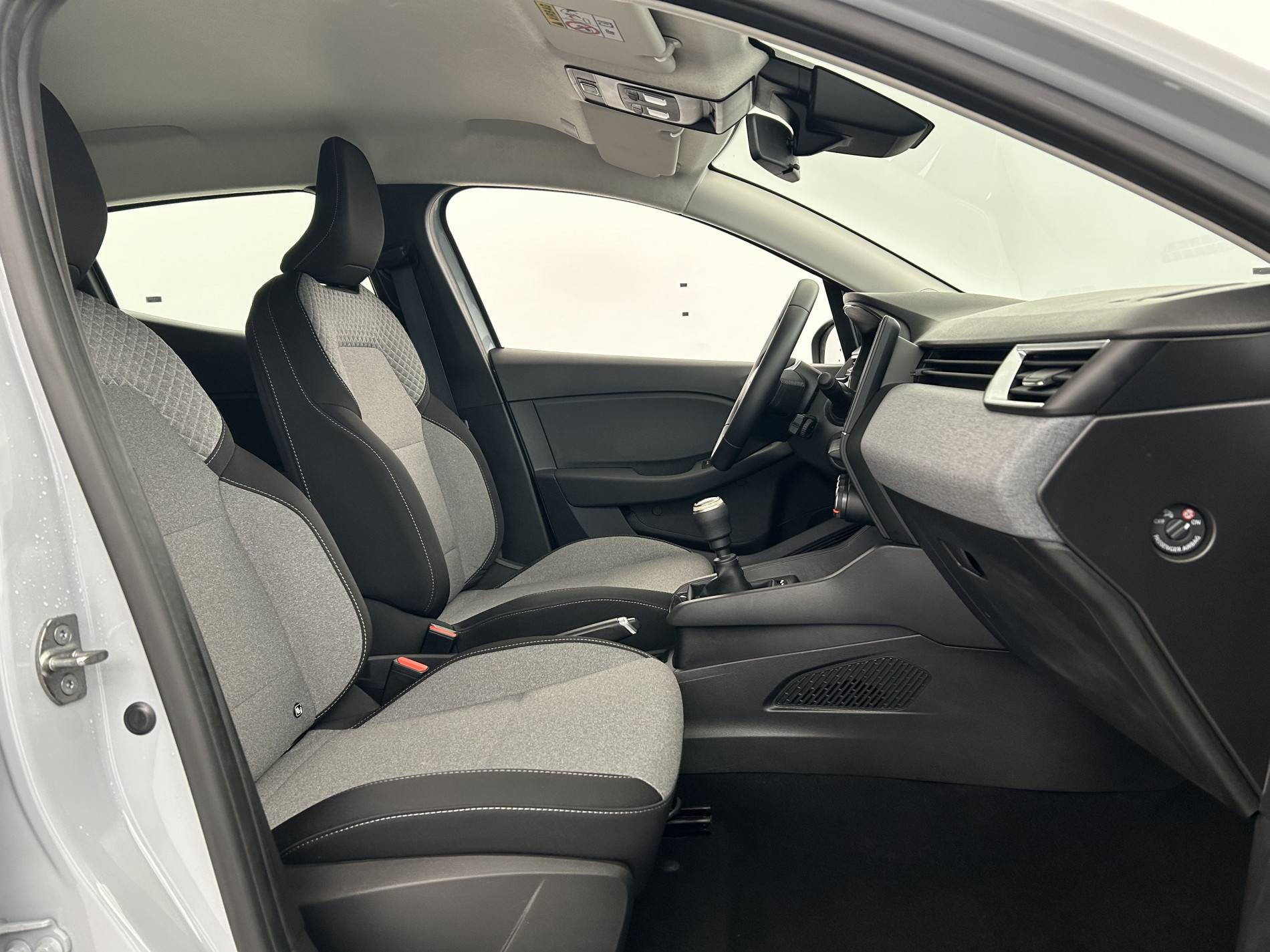 Vente en ligne Renault Clio 5 Clio TCe 90 ch GSR2 au prix de 15 290 €