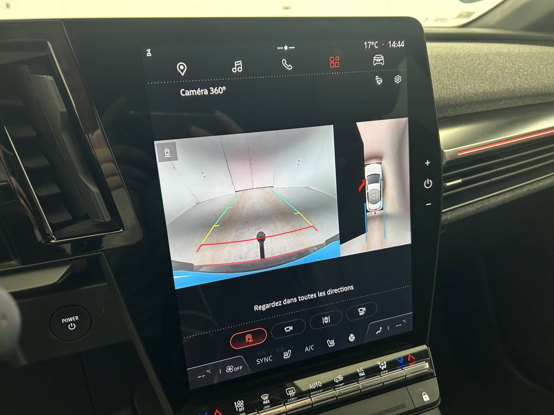 Vente en ligne Renault Megane E-Tech  EV60 220 ch super charge au prix de 22 290 €