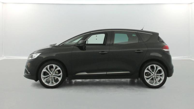 Vente en ligne Renault Scenic 4 Scenic Blue dCi 120 au prix de 16 990 €