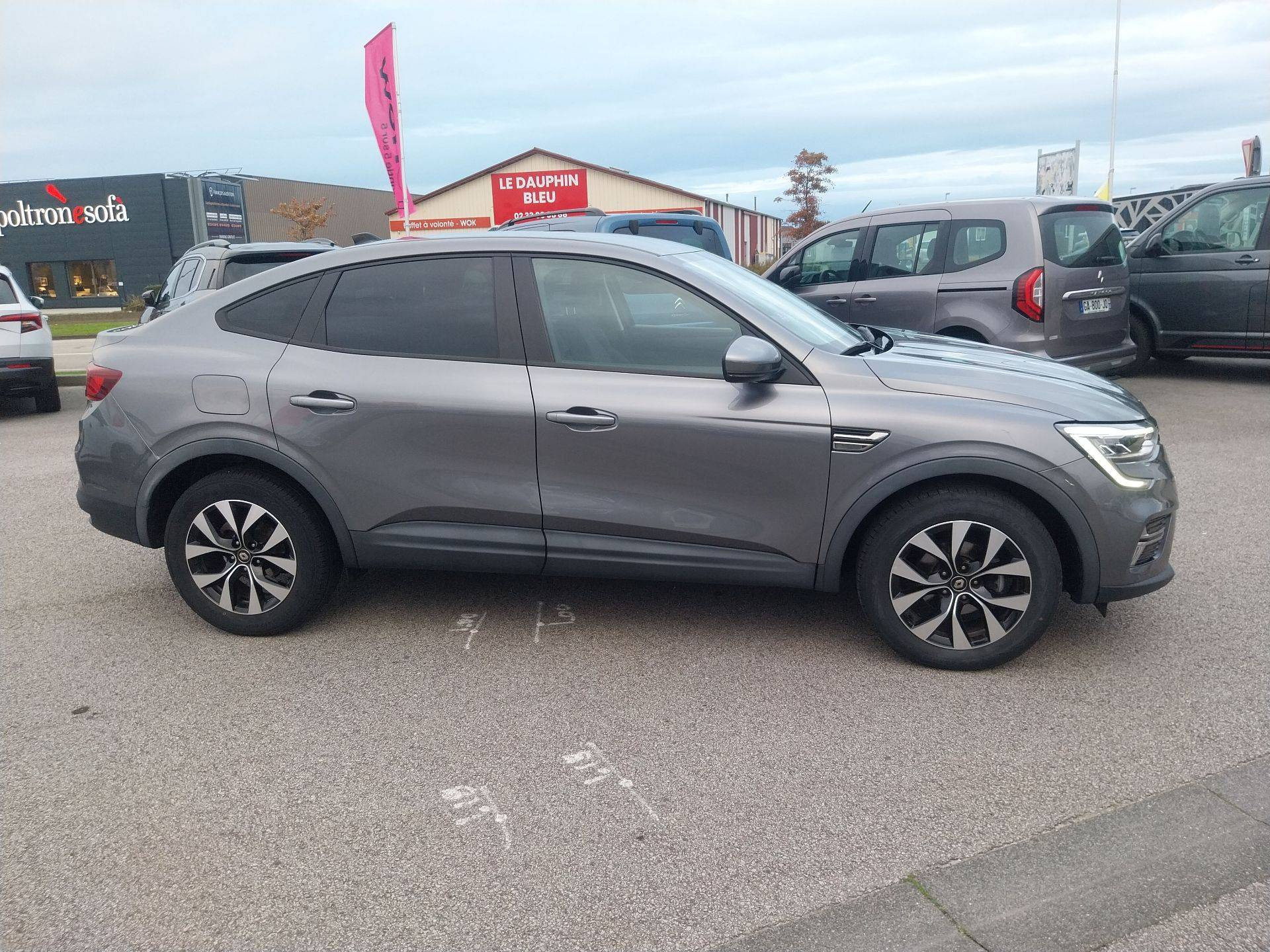 Vente en ligne Renault Arkana  mild hybrid 140 EDC FAP - 22 au prix de 19 790 €