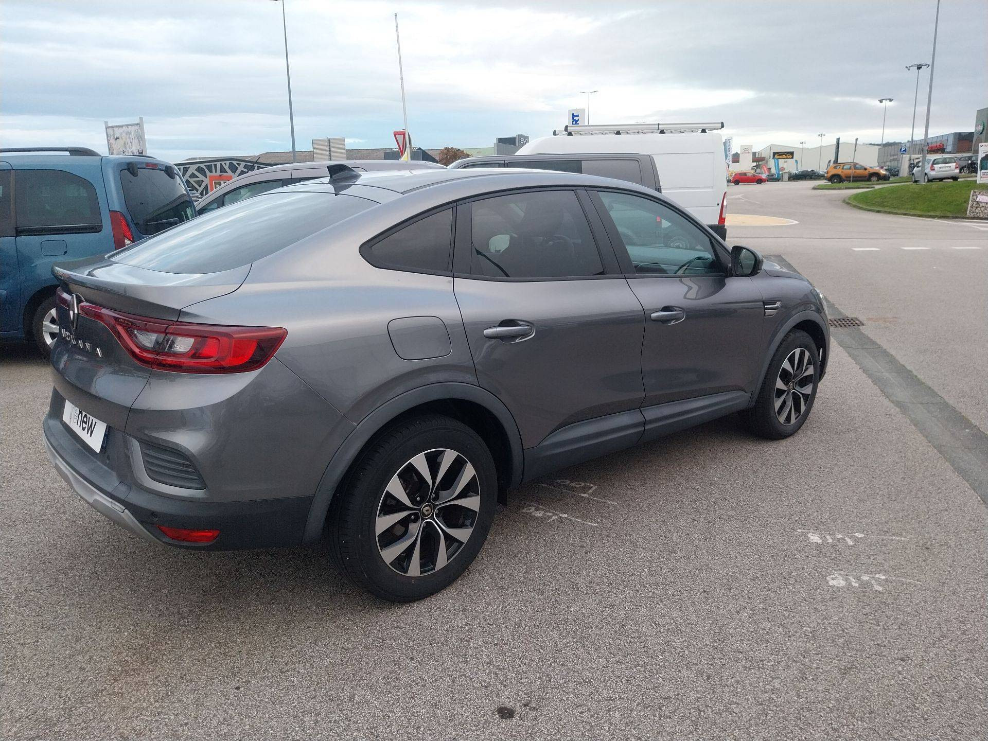 Vente en ligne Renault Arkana  mild hybrid 140 EDC FAP - 22 au prix de 19 790 €