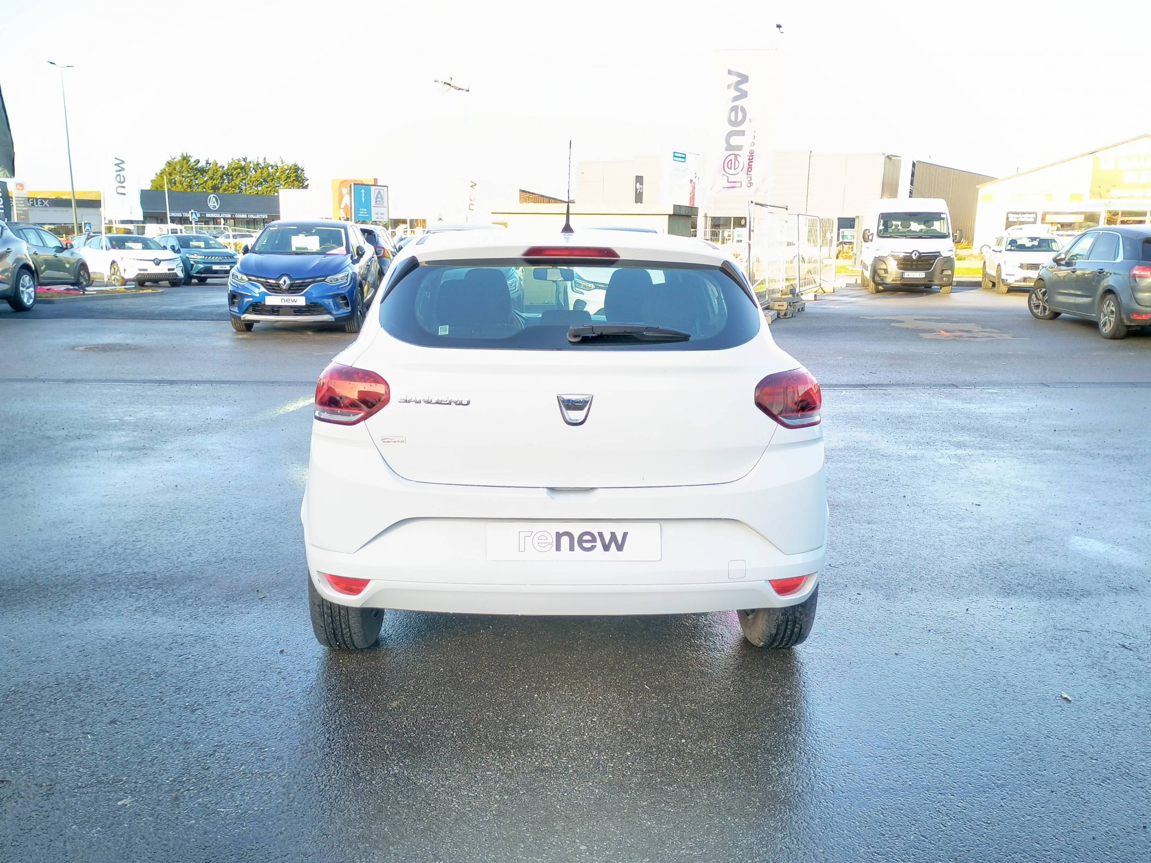 Vente en ligne Dacia Sandero  ECO-G 100 - 22 au prix de 11 490 €