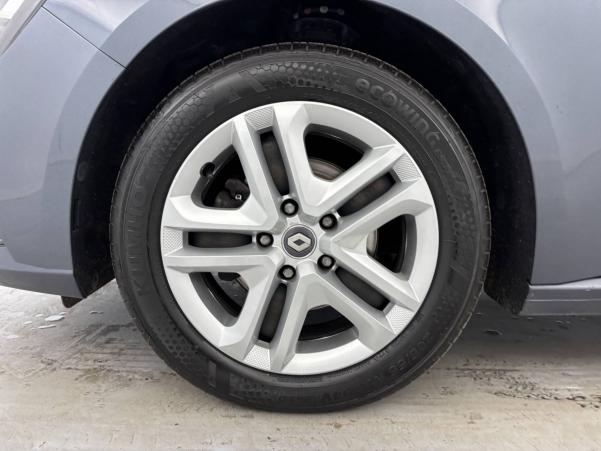 Vente en ligne Renault Megane 4 Mégane IV Berline Blue dCi 115 au prix de 14 390 €