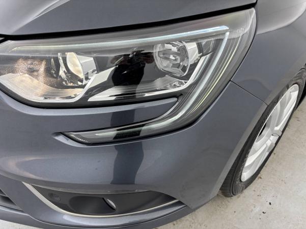 Vente en ligne Renault Megane 4 Mégane IV Berline Blue dCi 115 au prix de 14 390 €