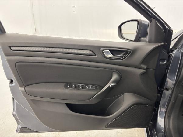 Vente en ligne Renault Megane 4 Mégane IV Berline Blue dCi 115 au prix de 14 390 €