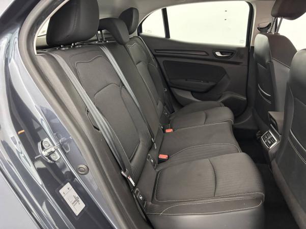 Vente en ligne Renault Megane 4 Mégane IV Berline Blue dCi 115 au prix de 14 390 €