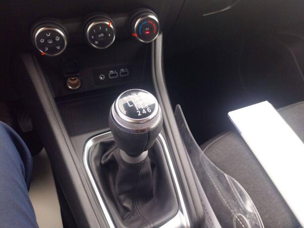 Vente en ligne Renault Captur  TCe 100 GPL au prix de 18 390 €