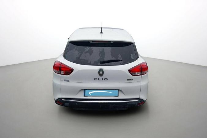 Vente en ligne Renault Clio 4 Estate Clio Estate dCi 90 Energy au prix de 10 490 €