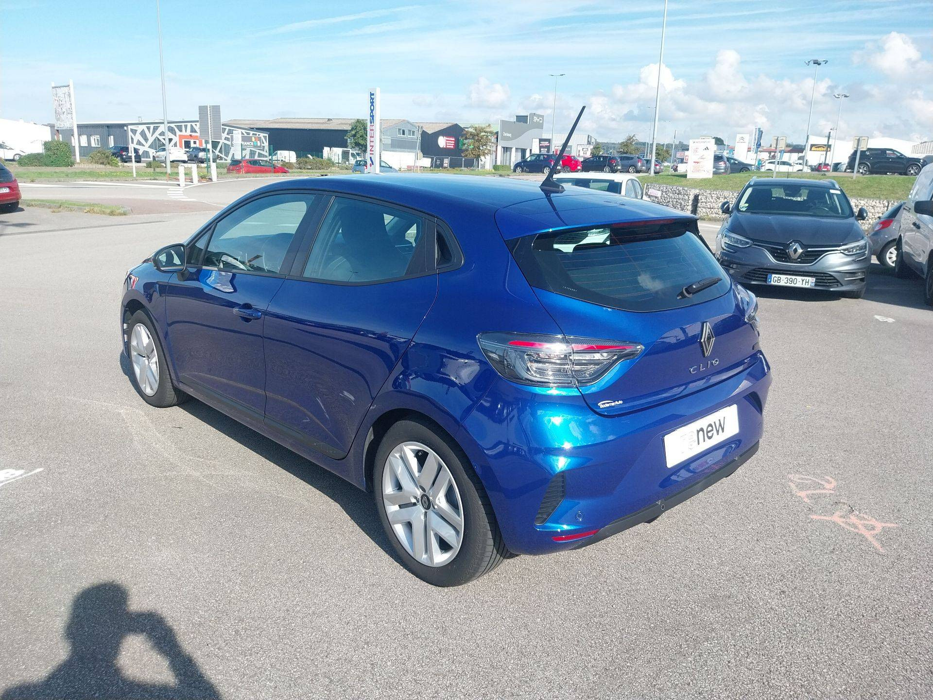 Vente en ligne Renault Clio 5 Clio E-Tech full hybrid 145 ch GSR2 au prix de 19 790 €