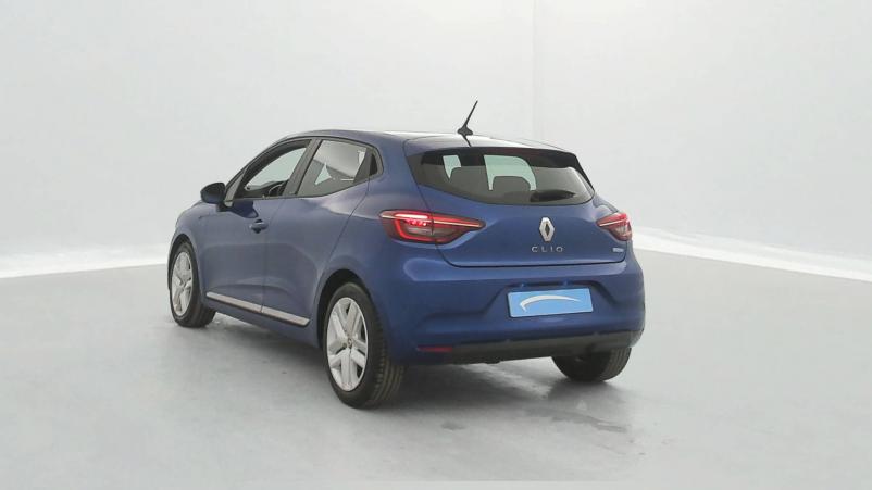 Vente en ligne Renault Clio 5 Clio E-Tech 140 - 21N au prix de 15 490 €