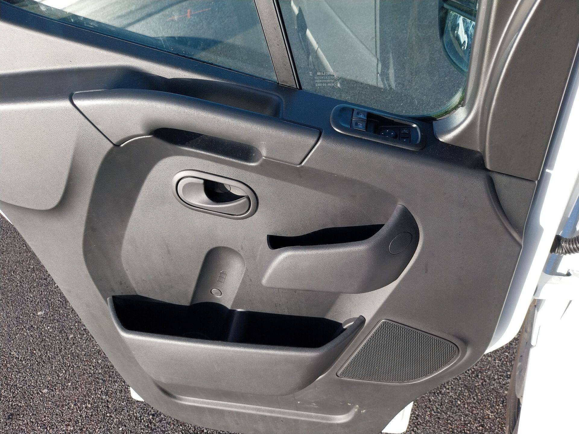 Vente en ligne Renault Master Fourgon MASTER FGN TRAC F3500 L2H2 BLUE DCI 135 au prix de 24 690 €