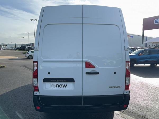 Vente en ligne Renault Master 3 Fourgon MASTER FGN TRAC F3300 L2H2 BLUE DCI 135 au prix de 27 990 €