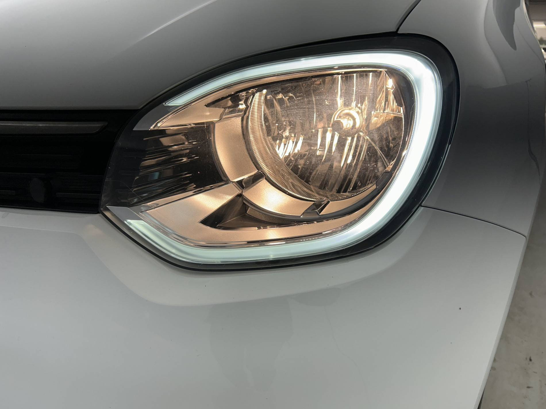 Vente en ligne Renault Twingo Electrique Twingo III E-Tech au prix de 10 990 €