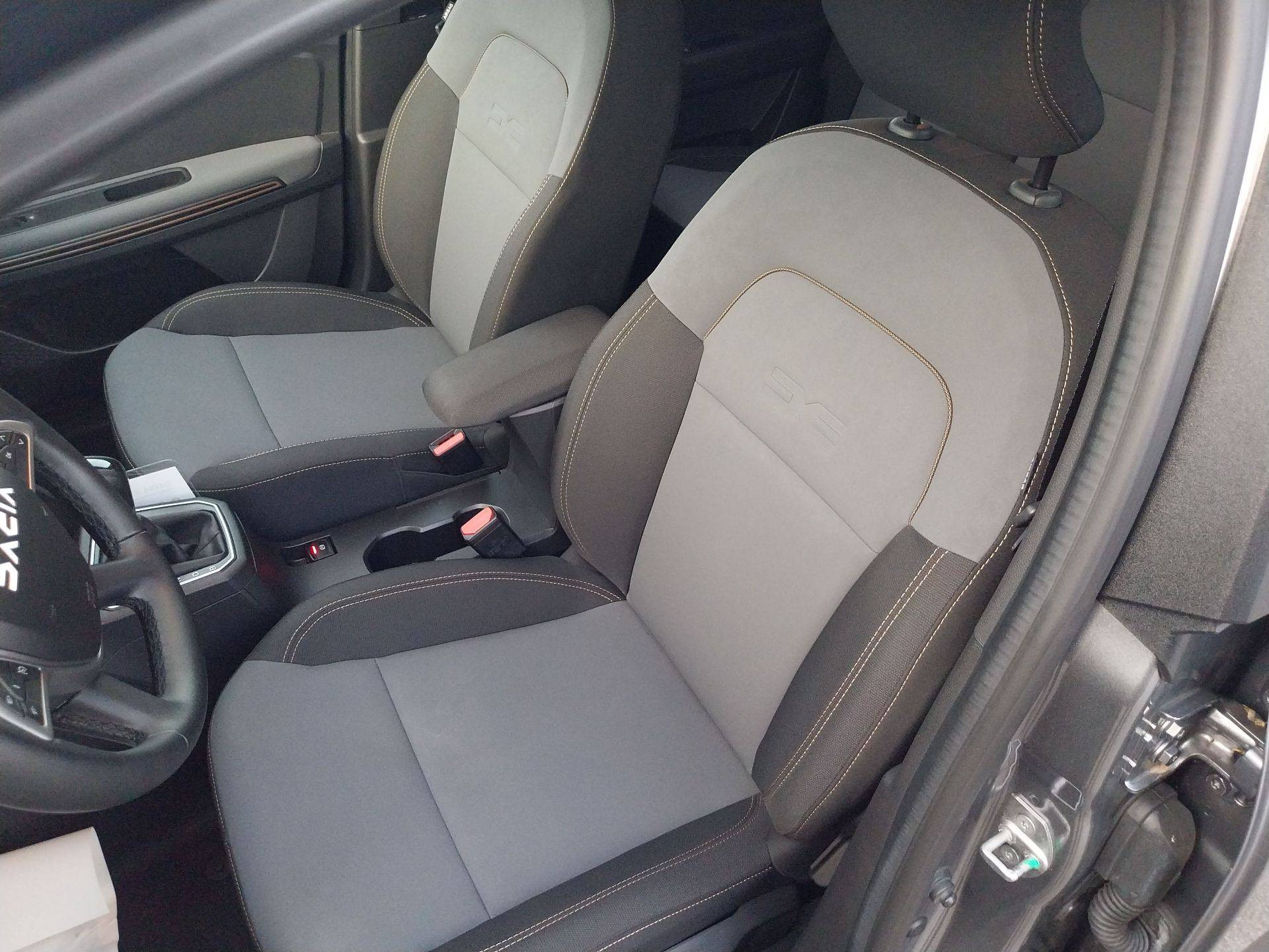 Vente en ligne Dacia Jogger  Hybrid 140 5 places GSR2 au prix de 24 990 €