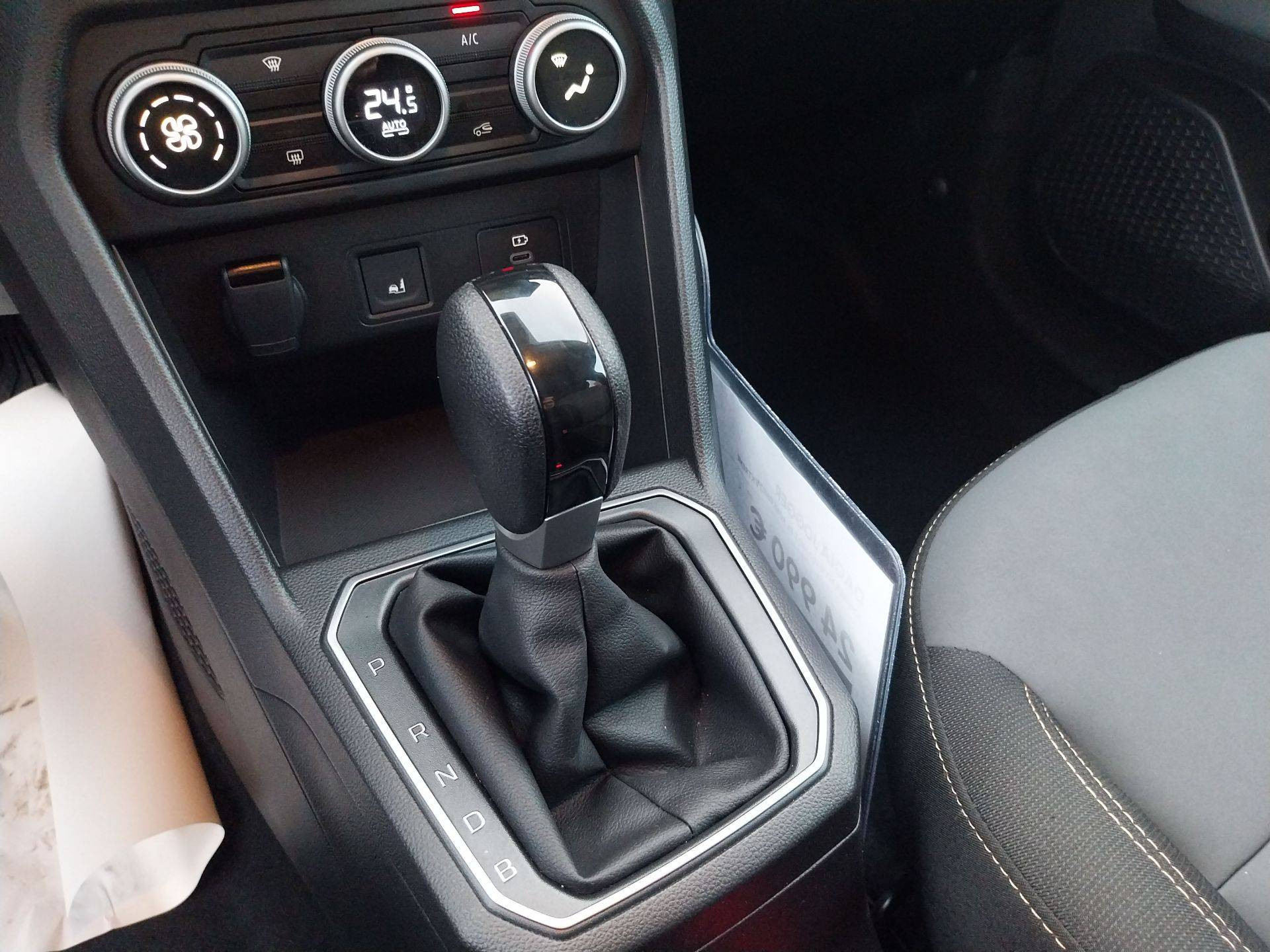 Vente en ligne Dacia Jogger  Hybrid 140 5 places GSR2 au prix de 24 990 €