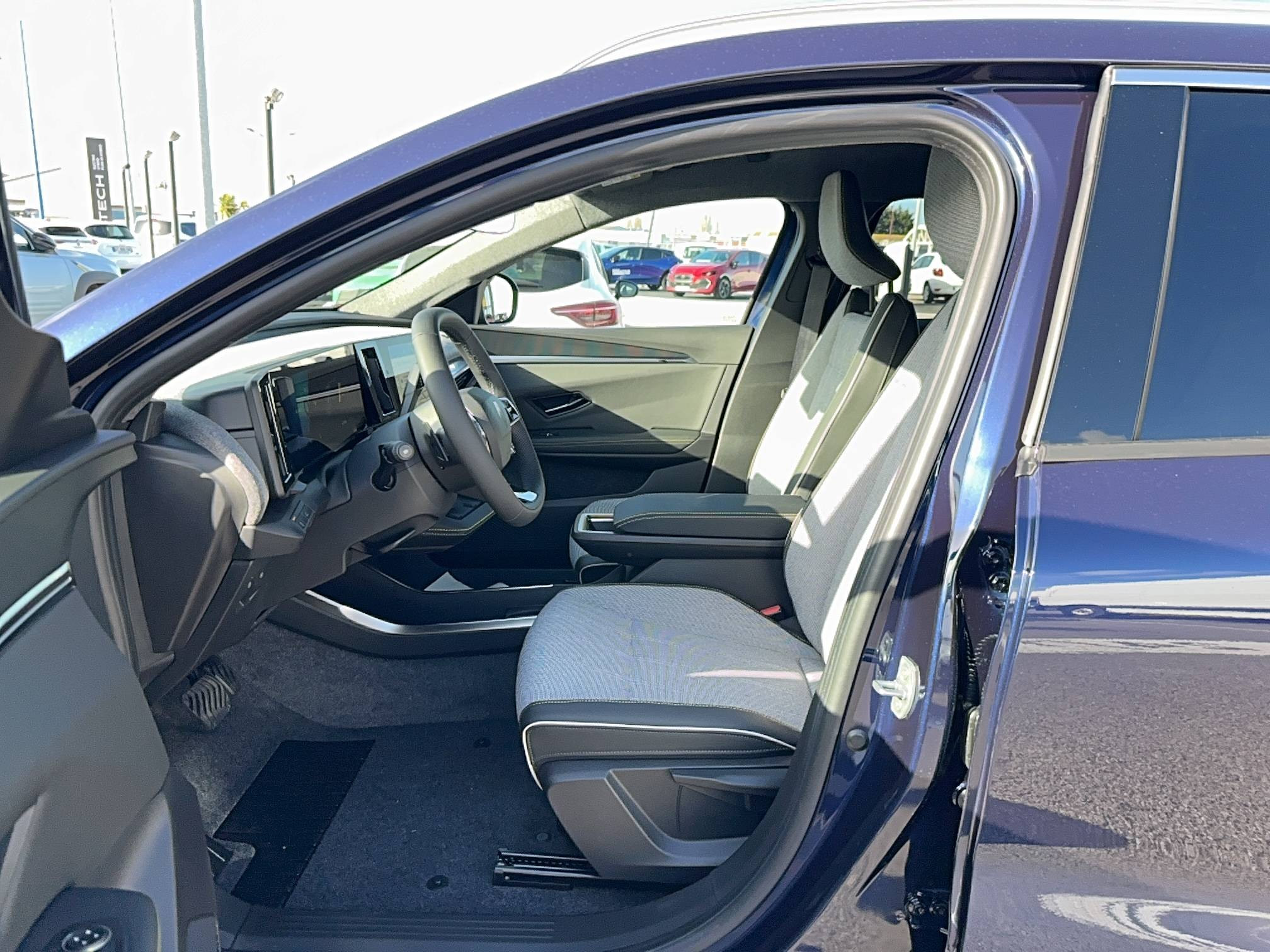 Vente en ligne Renault Scenic E-Tech  220 ch grande autonomie au prix de 44 900 €