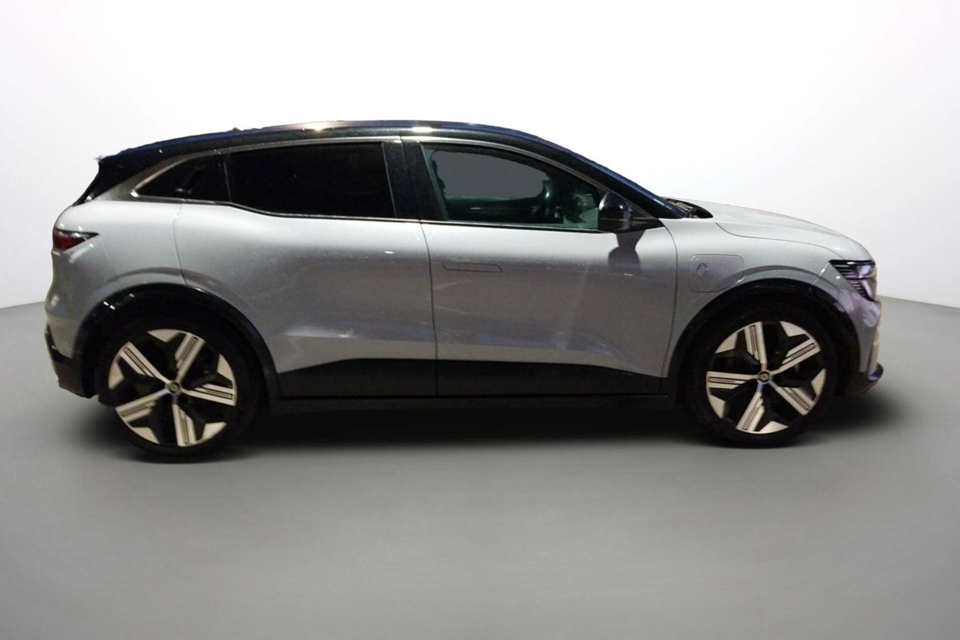 Vente en ligne Renault Megane E-Tech  EV60 220 ch super charge au prix de 24 490 €