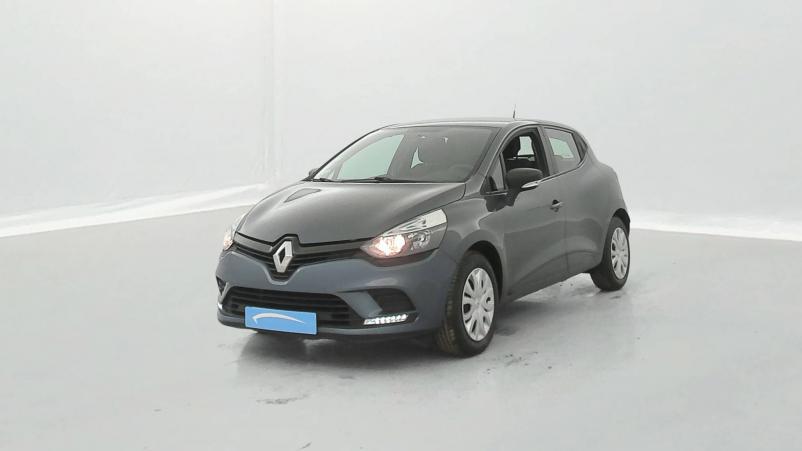 Vente en ligne Renault Clio 4 Clio dCi 75 E6C au prix de 11 990 €