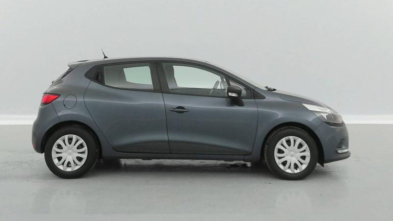 Vente en ligne Renault Clio 4 Clio dCi 75 E6C au prix de 11 990 €