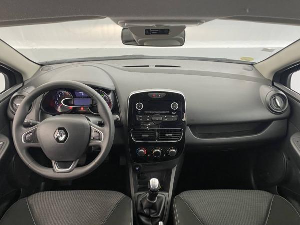 Vente en ligne Renault Clio 4 Clio dCi 75 E6C au prix de 11 990 €